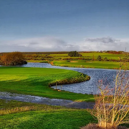 Tramore Golf Club - Twin Suite - Restaurant & Bar Onsite
