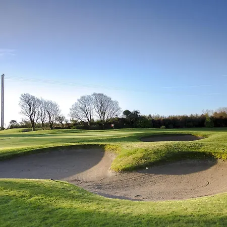 Lodge Burrows Golf Club